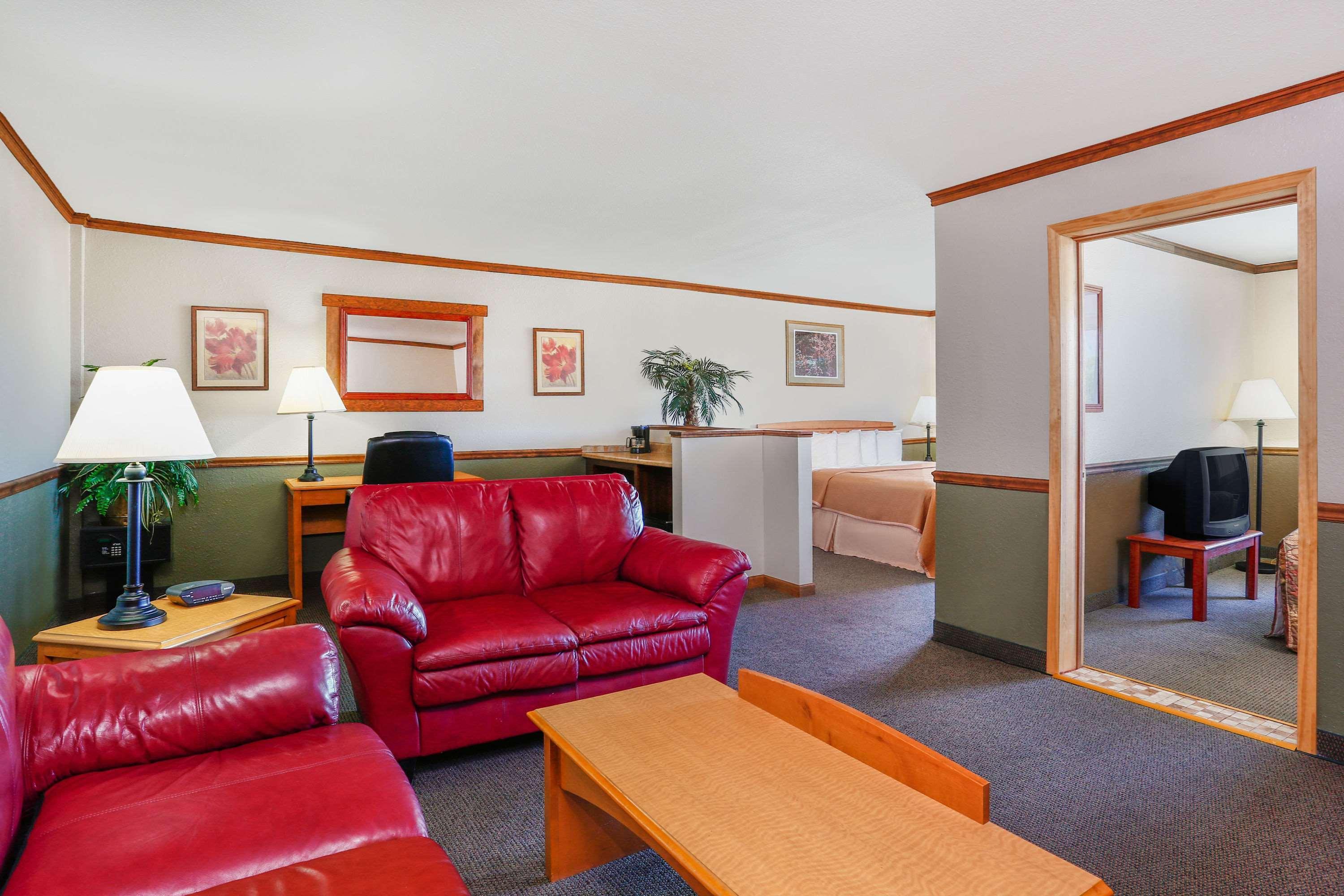 Howard Johnson By Wyndham Helena Extérieur photo