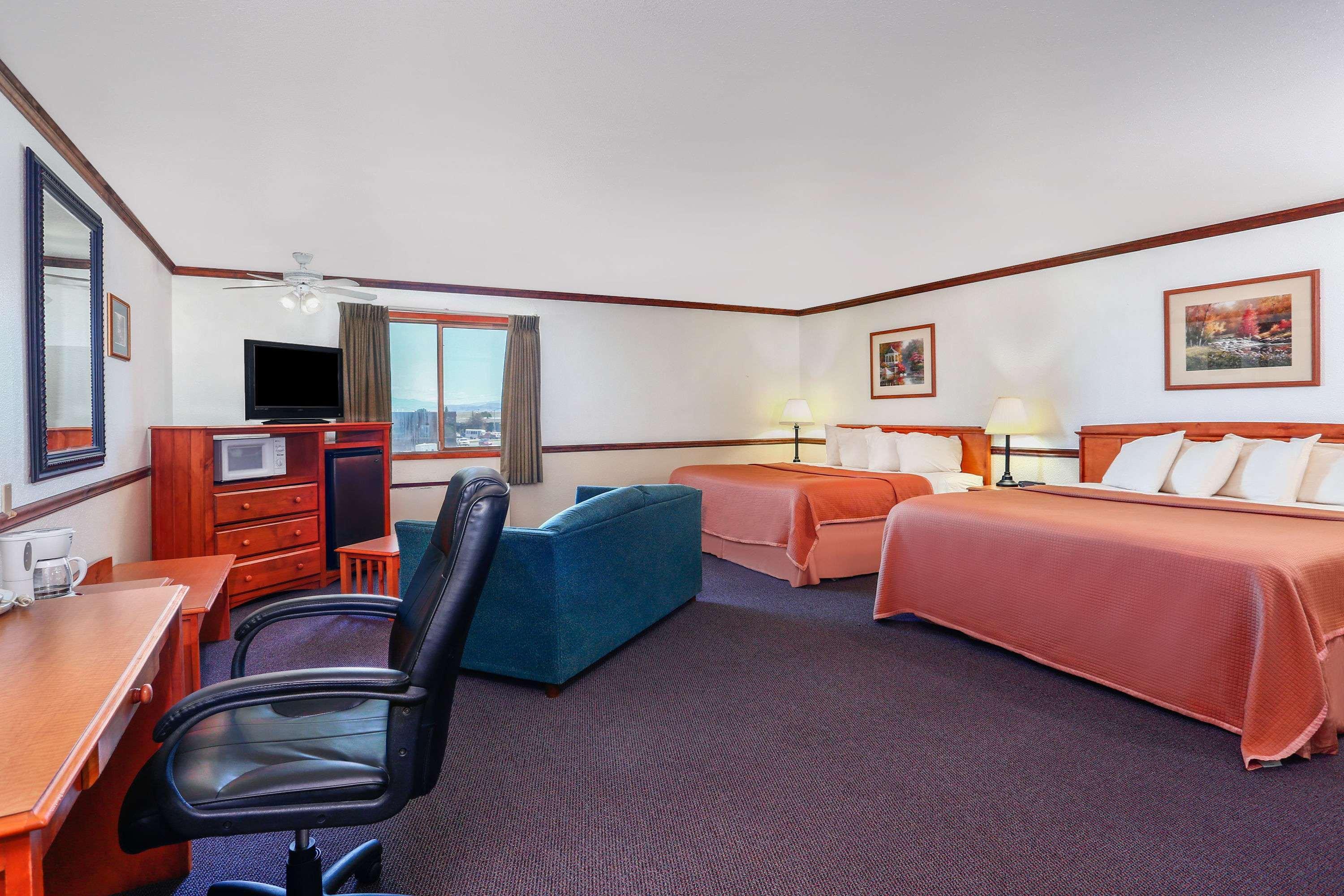 Howard Johnson By Wyndham Helena Extérieur photo